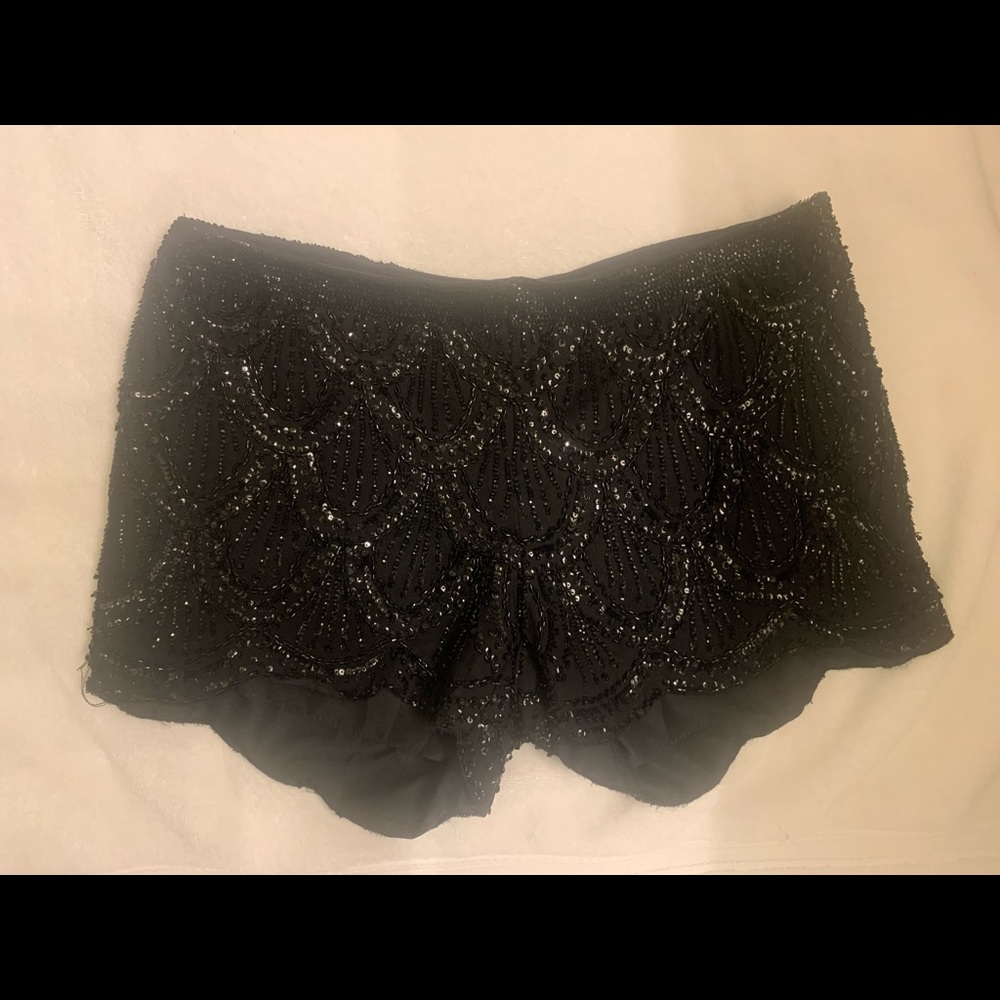 Basic Black Label - Sequence Shorts - NWT - Size 6